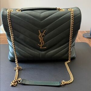 Yves Saint Laurent LOULOU MEDIUM IN MATELASSÉ LAMBSKIN